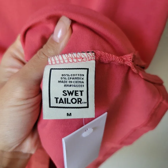 NWT Swet Tailor All-In Polo, Size Medium, Color Crimson - Picture 8 of 9